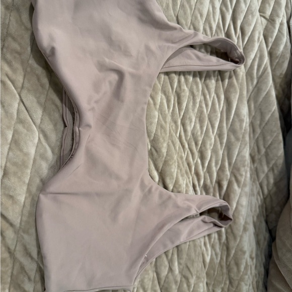 Tan bra - Picture 3 of 5